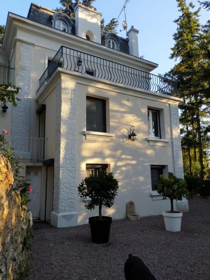 Hôtel Particulier de Montmorency - Proche aéroport Paris Roissy-Charles De Gaulle Extérieur photo